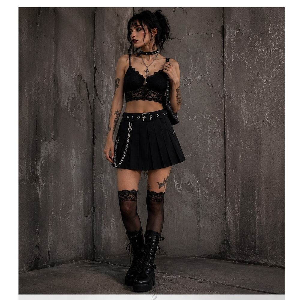 Social Collision Slater Mini Skirt XS Blk Pleated Grommet Belt Chain Alt Cargo